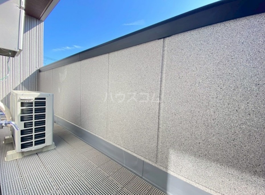 15/18 バルコニー