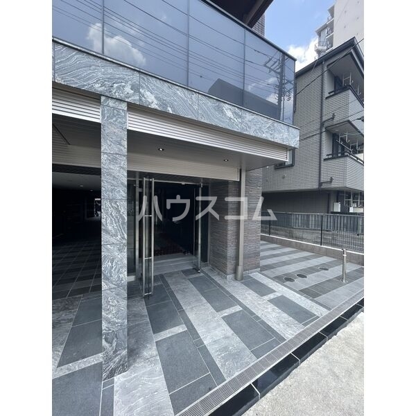 15/20 エントランス