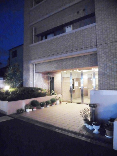 29/30 エントランス