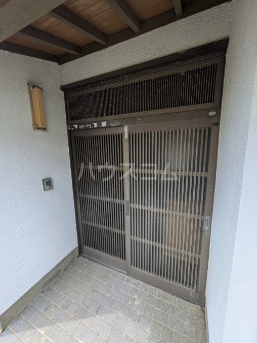 19/21 エントランス