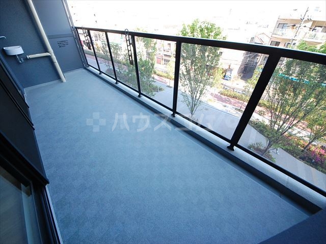 18/30 バルコニー