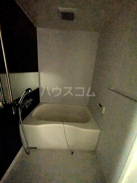 14/30 浴室