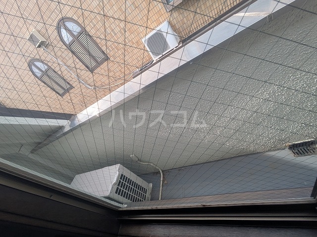 19/30 バルコニー