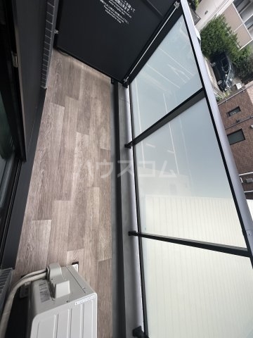 13/22 バルコニー