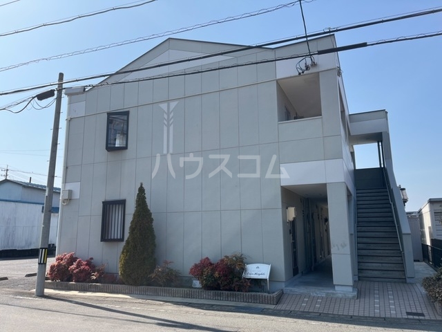 19/27 エントランス