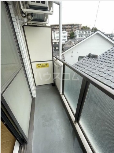 18/25 バルコニー