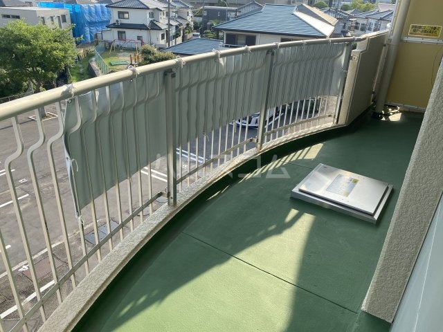 16/27 バルコニー