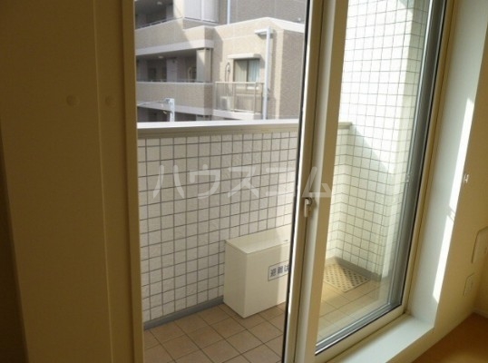 13/23 バルコニー