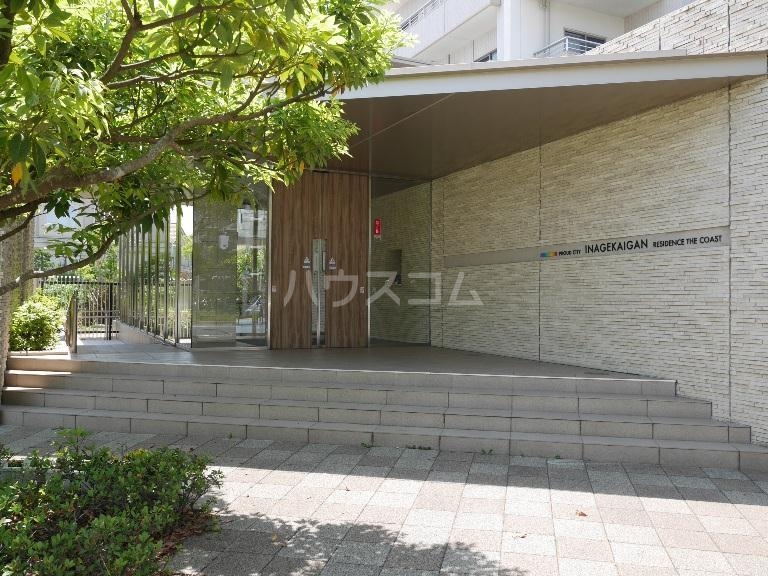 16/16 エントランス