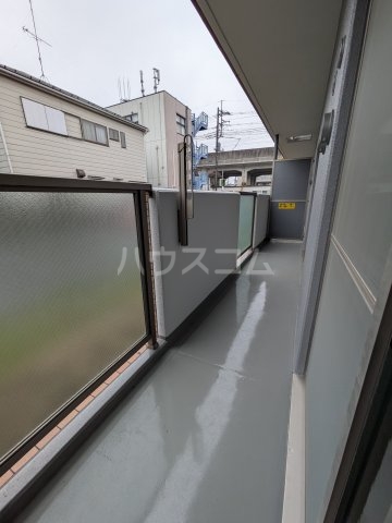 21/30 バルコニー