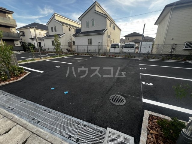 26/30 駐車場