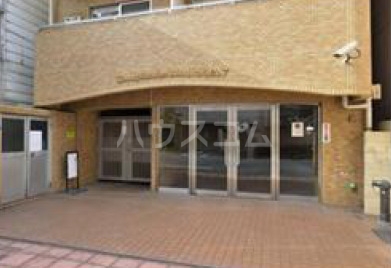 13/21 エントランス