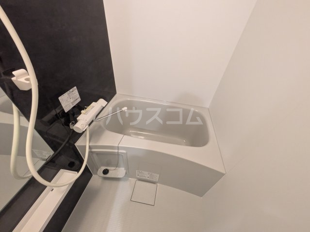 17/30 浴室