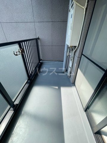 20/30 バルコニー