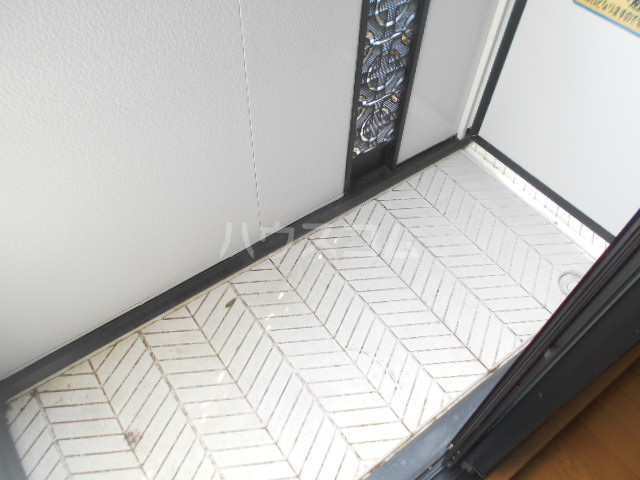 18/30 バルコニー