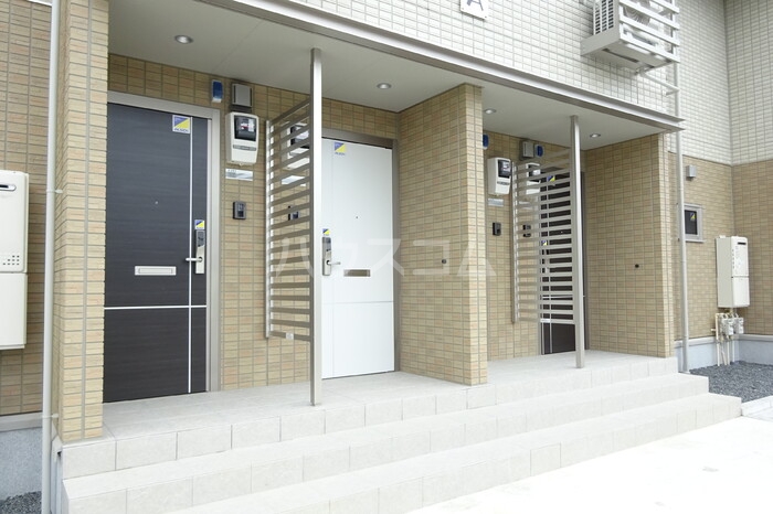 17/20 エントランス