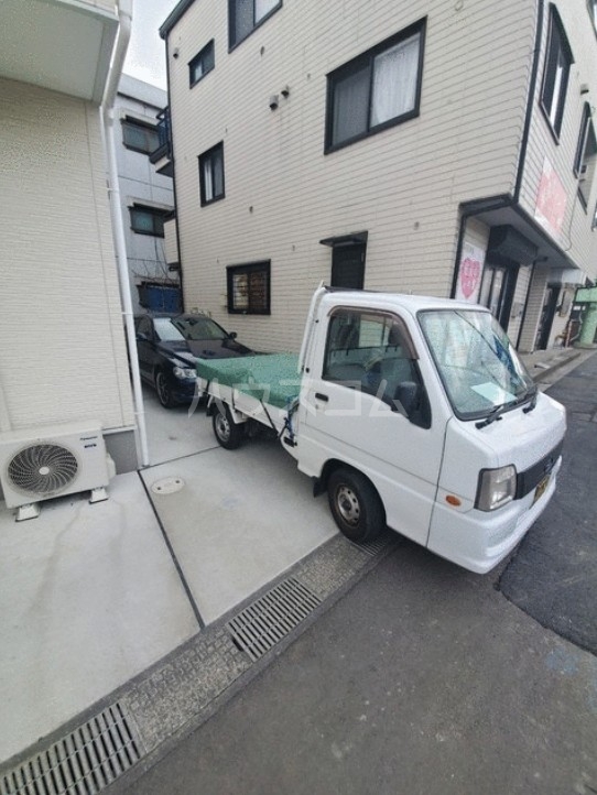 26/30 駐車場