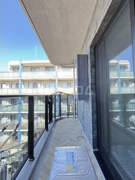 13/23 バルコニー