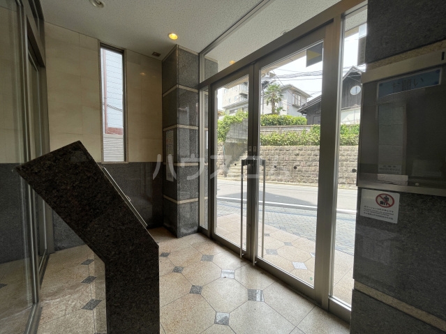 3/10 エントランス