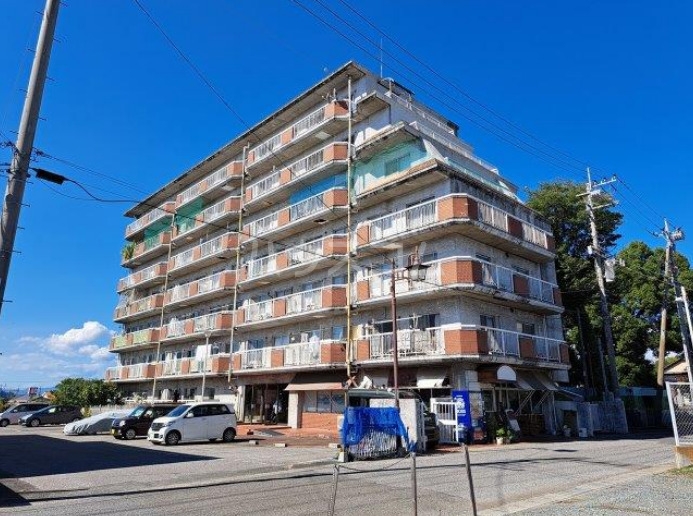 17/27 エントランス