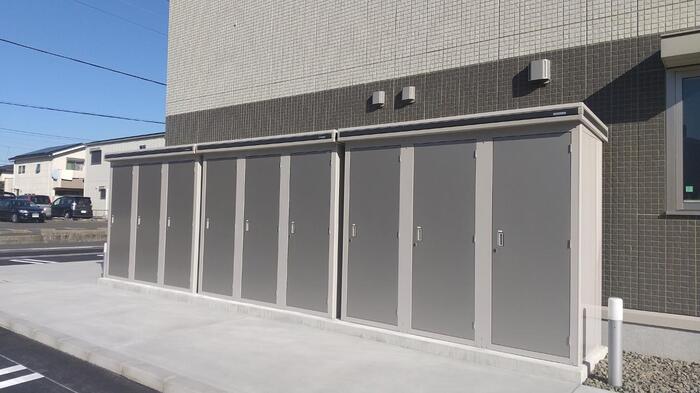 21/30 エントランス