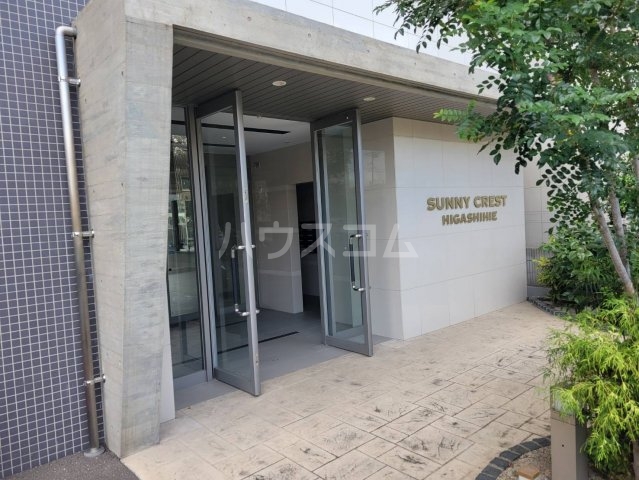 14/19 エントランス