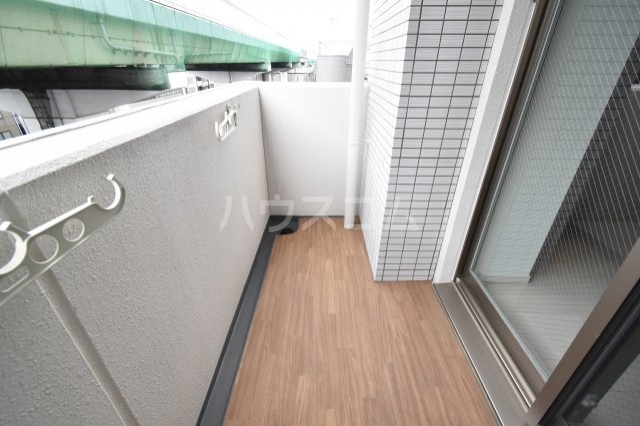 16/27 バルコニー