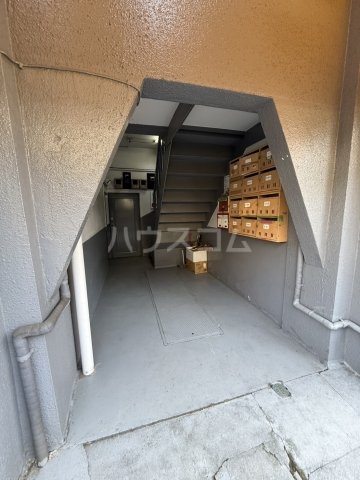 29/30 エントランス