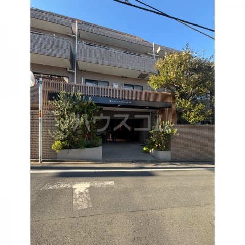 17/18 エントランス