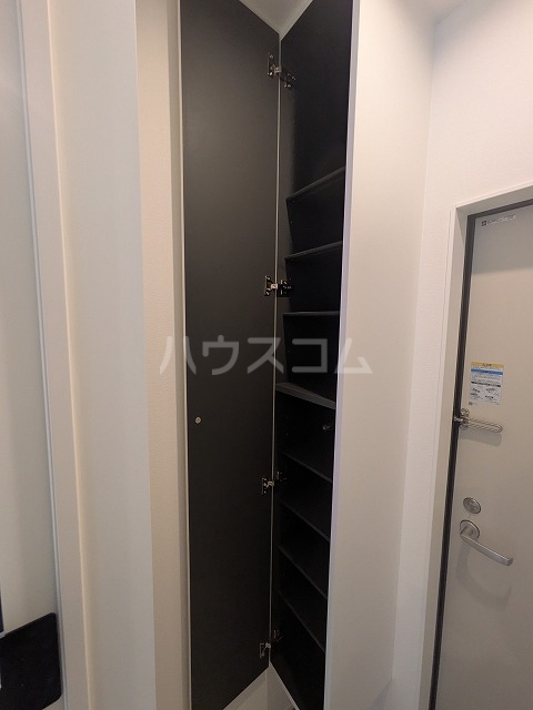 13/30 収納