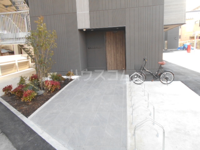 15/25 エントランス