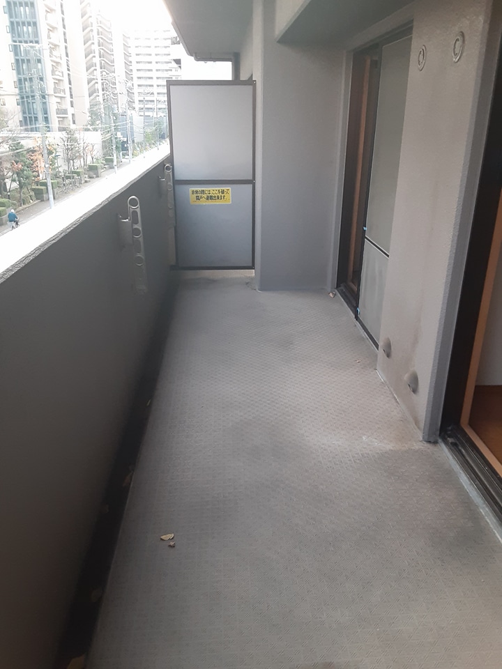 22/30 バルコニー