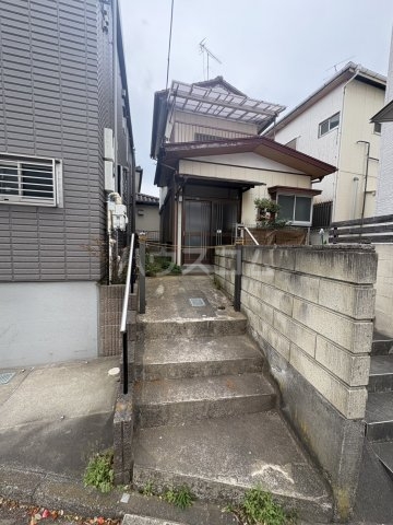 2/4 エントランス