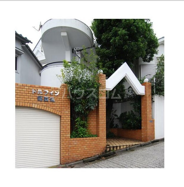 14/22 エントランス