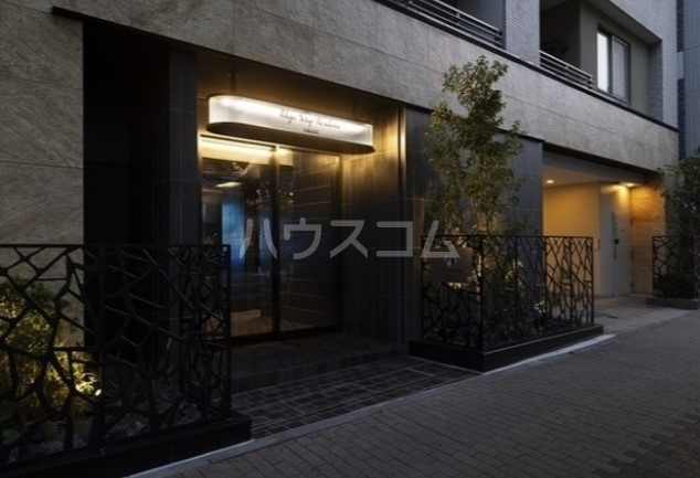 15/20 エントランス