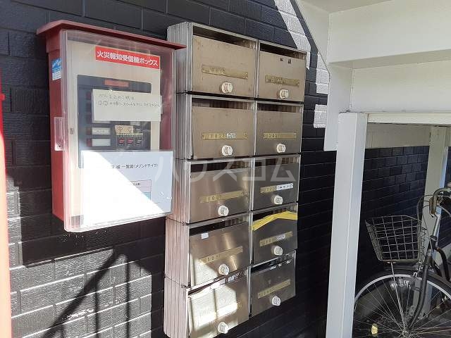 20/30 エントランス