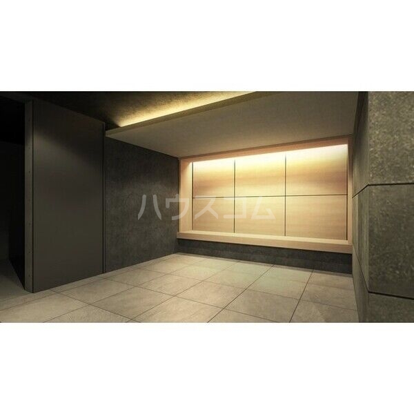 13/23 エントランス