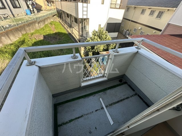 21/27 バルコニー