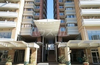 15/21 エントランス