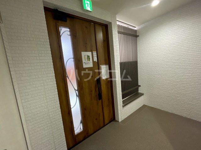 29/30 エントランス