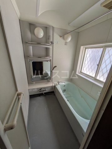 15/30 浴室