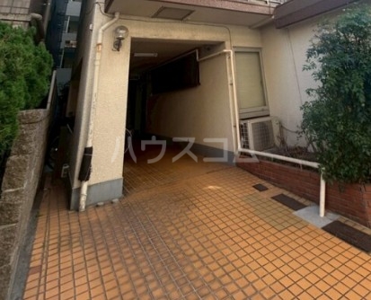 14/22 エントランス