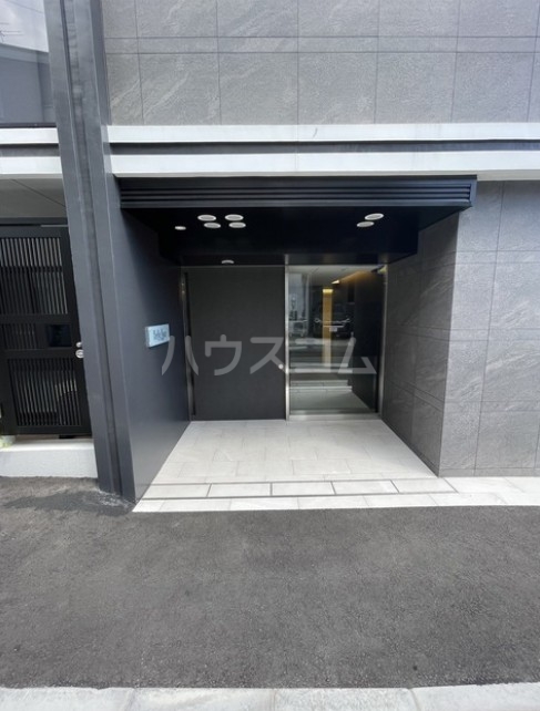 20/24 エントランス
