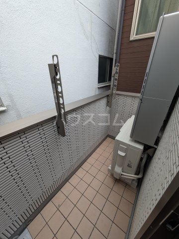 21/27 バルコニー