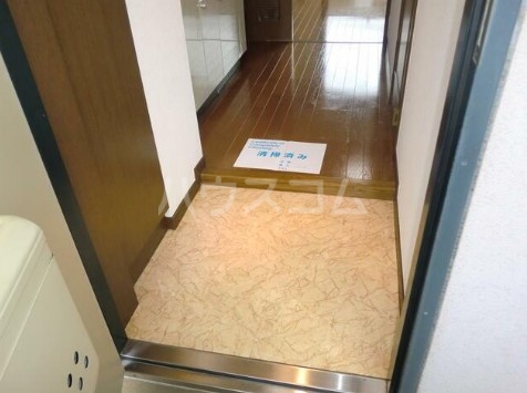 7/24 玄関