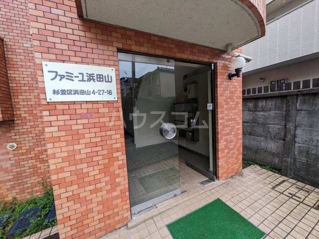 26/30 エントランス