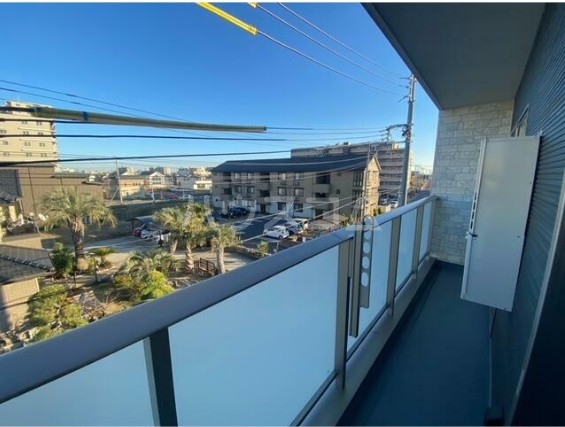 13/22 バルコニー