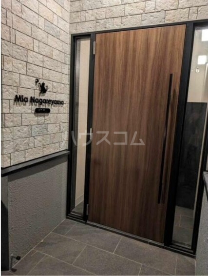 15/22 エントランス