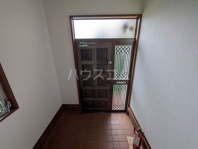 14/30 玄関