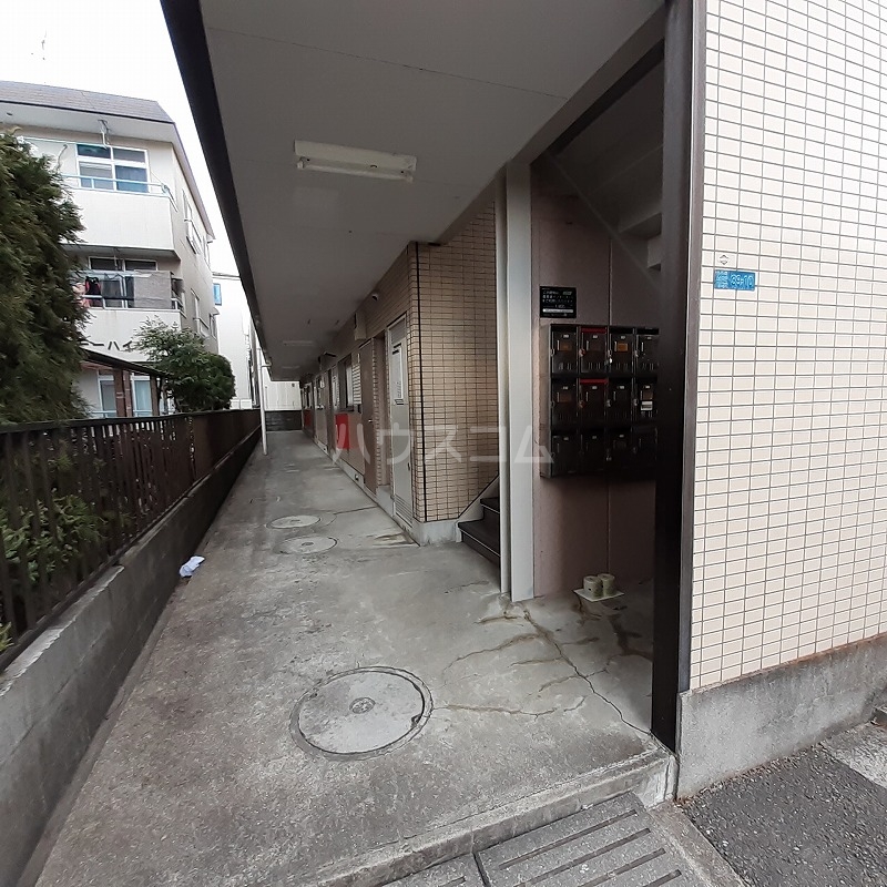 21/24 エントランス